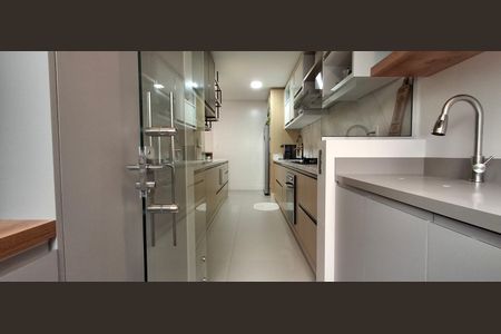 Apartamento para alugar com 170m², 3 quartos e 3 vagasÁrea de Serviço