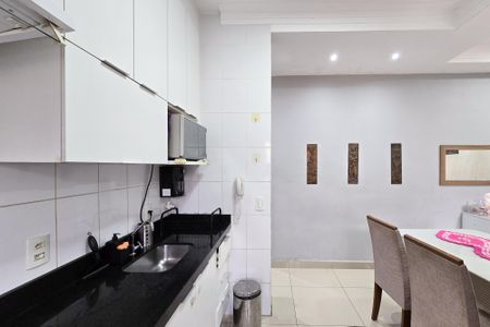 Apartamento à venda com 53m², 2 quartos e 2 vagas Apartamento à venda com 53m², 2 quartos e 2 vagasCozinha