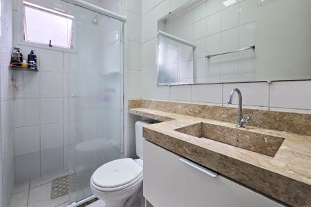 Apartamento à venda com 53m², 2 quartos e 2 vagas Apartamento à venda com 53m², 2 quartos e 2 vagasBanheiro Social