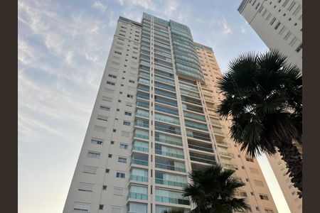 Apartamento para alugar com 241m², 4 quartos e 3 vagas Apartamento para alugar com 241m², 4 quartos e 3 vagasFachada