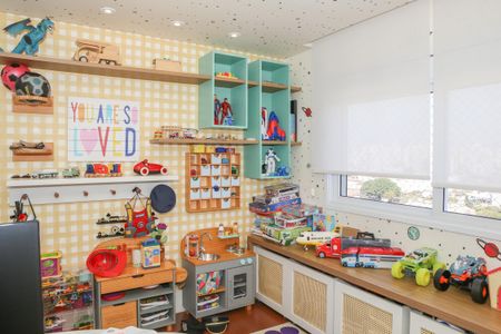 Apartamento para alugar com 241m², 4 quartos e 3 vagas Apartamento para alugar com 241m², 4 quartos e 3 vagasQuarto 1