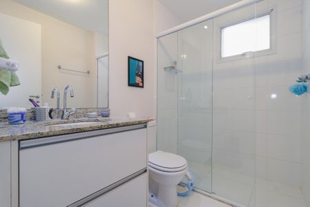 Apartamento à venda com 133m², 4 quartos e 2 vagas Apartamento à venda com 133m², 4 quartos e 2 vagasBanheiro da Suíte 2