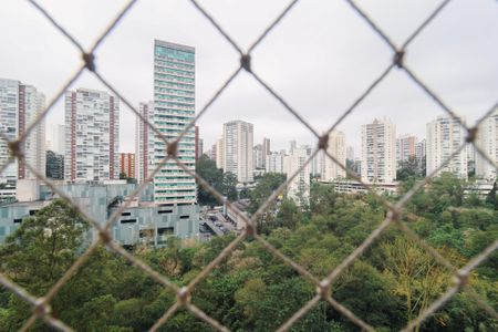 Apartamento à venda com 133m², 4 quartos e 2 vagas Apartamento à venda com 133m², 4 quartos e 2 vagasVista da Suíte 1