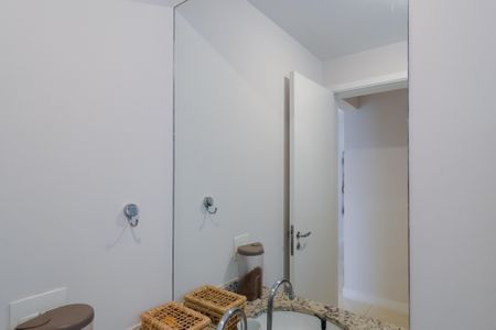 Apartamento à venda com 133m², 4 quartos e 2 vagas Apartamento à venda com 133m², 4 quartos e 2 vagasBanheiro Social