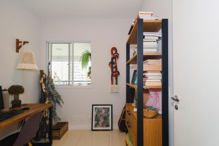 Apartamento à venda com 133m², 4 quartos e 2 vagas Apartamento à venda com 133m², 4 quartos e 2 vagasQuarto