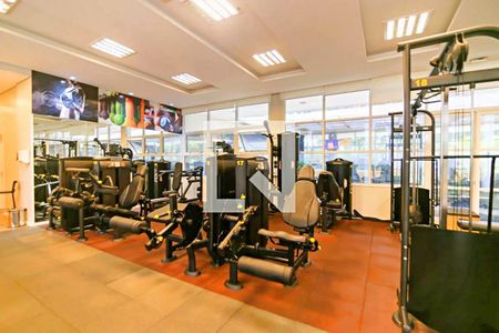 Apartamento à venda com 133m², 4 quartos e 2 vagas Apartamento à venda com 133m², 4 quartos e 2 vagasÁrea comum - Academia