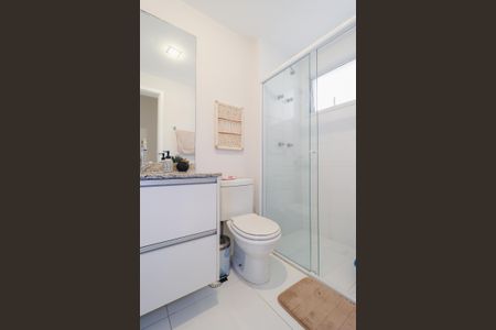 Apartamento à venda com 133m², 4 quartos e 2 vagas Apartamento à venda com 133m², 4 quartos e 2 vagasBanheiro Social