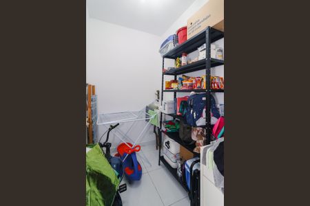 Apartamento à venda com 133m², 4 quartos e 2 vagas Apartamento à venda com 133m², 4 quartos e 2 vagasÁrea de Serviço