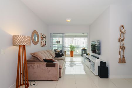 Sala de apartamento à venda com 4 quartos, 133m² em Parque Reboucas, São Paulo