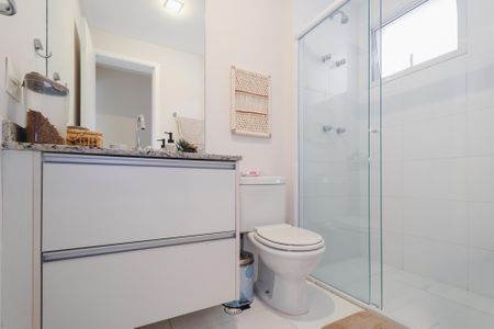 Apartamento à venda com 133m², 4 quartos e 2 vagas Apartamento à venda com 133m², 4 quartos e 2 vagasBanheiro Social