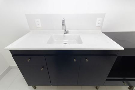 Apartamento para alugar com 40m², 2 quartos e sem vaga Apartamento para alugar com 40m², 2 quartos e sem vagaCozinha e Área de Serviço