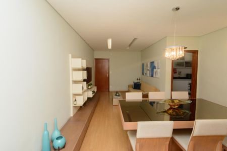 Apartamento à venda com 83m², 3 quartos e 2 vagasSala de Estar