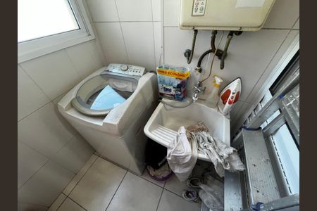 Apartamento à venda com 63m², 2 quartos e 1 vagaÁrea de Serviço