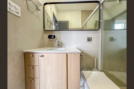 Apartamento à venda com 50m², 2 quartos e sem vagaBanheiro da Suíte