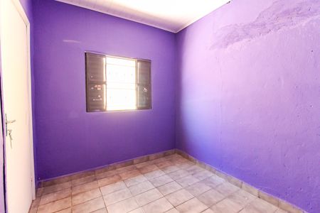 Quarto 2 de casa para alugar com 2 quartos, 40m² em Jardim Helena, São Paulo