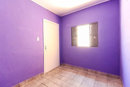 Quarto 2 de casa para alugar com 2 quartos, 40m² em Jardim Helena, São Paulo