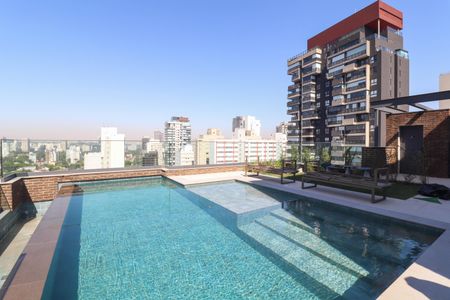 Studio à venda com 33m², 1 quarto e sem vagaPiscina