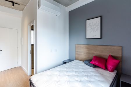 Studio para alugar com 28m², 1 quarto e sem vaga Studio para alugar com 28m², 1 quarto e sem vagaStudio