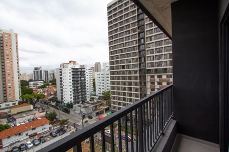 Studio para alugar com 28m², 1 quarto e sem vaga Studio para alugar com 28m², 1 quarto e sem vagaVaranda