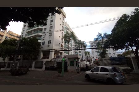 Fachada de apartamento à venda com 3 quartos, 110m² em Taquara, Rio de Janeiro