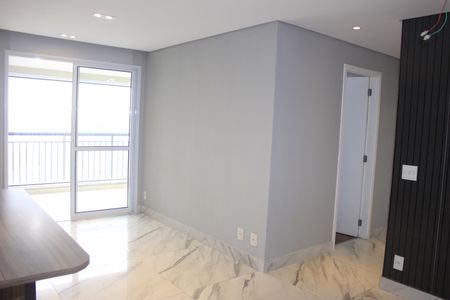 Sala de apartamento à venda com 2 quartos, 68m² em Jardim Flor da Montanha, Guarulhos