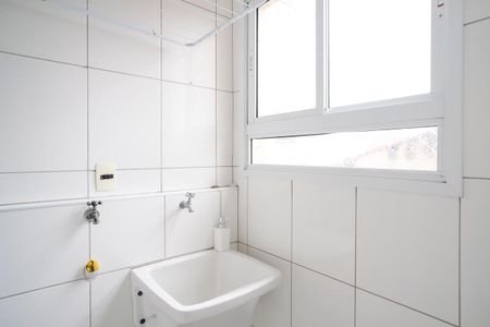 Apartamento à venda com 64m², 2 quartos e 2 vagasÁrea de serviço