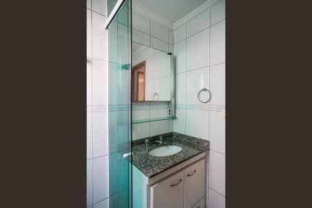 Apartamento à venda com 64m², 2 quartos e 2 vagasBanheiro Social