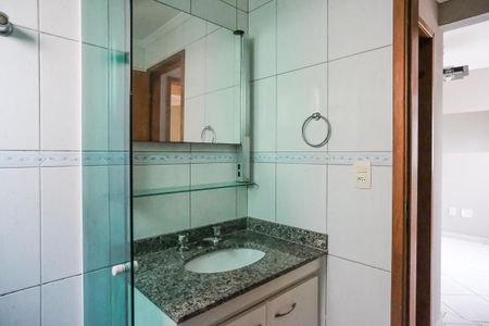 Apartamento à venda com 64m², 2 quartos e 2 vagasBanheiro Social