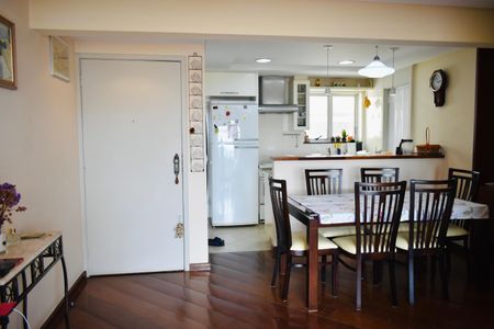 Apartamento para alugar com 87m², 2 quartos e 1 vaga Apartamento para alugar com 87m², 2 quartos e 1 vagaSala