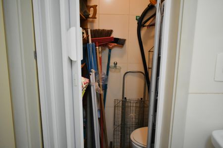 Apartamento para alugar com 87m², 2 quartos e 1 vaga Apartamento para alugar com 87m², 2 quartos e 1 vagaÁrea de Serviço