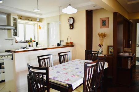 Apartamento para alugar com 87m², 2 quartos e 1 vaga Apartamento para alugar com 87m², 2 quartos e 1 vagaSala