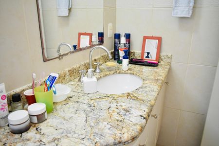 Apartamento para alugar com 87m², 2 quartos e 1 vaga Apartamento para alugar com 87m², 2 quartos e 1 vagaBanheiro