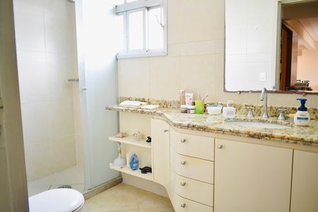 Apartamento para alugar com 87m², 2 quartos e 1 vaga Apartamento para alugar com 87m², 2 quartos e 1 vagaBanheiro