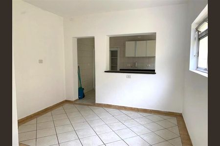 Casa à venda com 2 quartos, 116m² em Vila Ipojuca, São Paulo