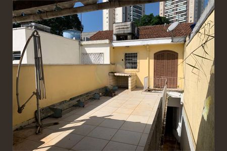 Casa à venda com 118m², 4 quartos e 1 vaga