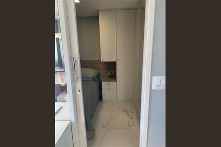Apartamento à venda com 34m², 1 quarto e sem vaga