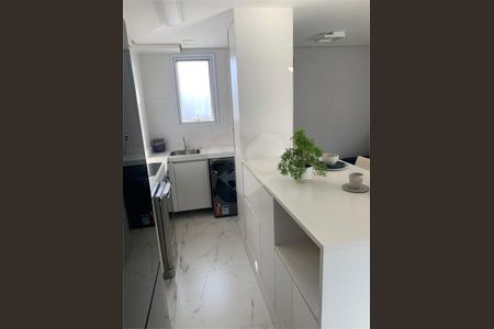 Apartamento à venda com 34m², 1 quarto e sem vaga