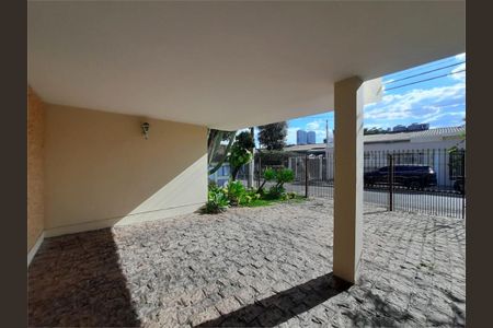 Casa à venda com 200m², 4 quartos e 4 vagas