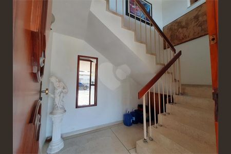 Casa à venda com 200m², 4 quartos e 4 vagas