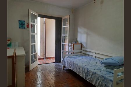 Casa à venda com 200m², 4 quartos e 4 vagas