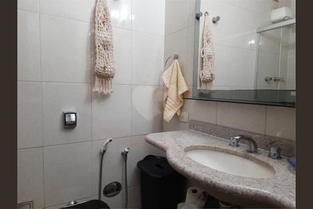 Casa à venda com 200m², 4 quartos e 4 vagas