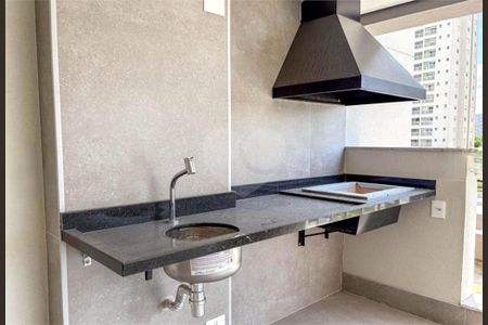 Apartamento à venda com 3 quartos, 157m² em Vila Anastácio, São Paulo