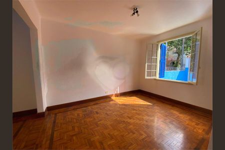 Casa à venda com 2 quartos, 250m² em Aclimação, São Paulo