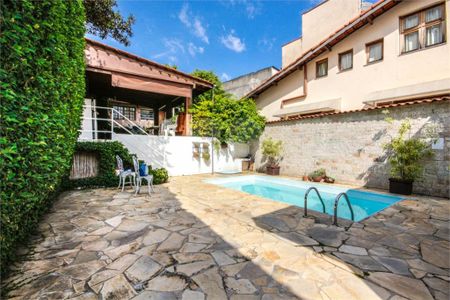 Casa à venda com 404m², 6 quartos e 2 vagas