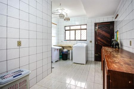 Casa à venda com 404m², 6 quartos e 2 vagas