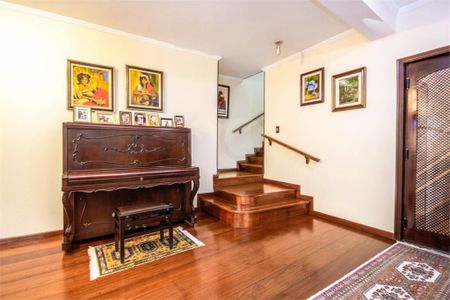 Casa à venda com 404m², 6 quartos e 2 vagas