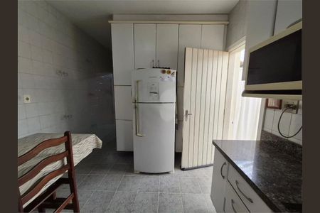 Casa à venda com 105m², 2 quartos e 2 vagas