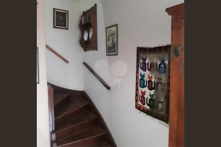 Casa à venda com 3 quartos, 250m² em Vila Romana, São Paulo