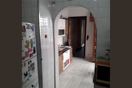 Casa à venda com 3 quartos, 250m² em Vila Romana, São Paulo