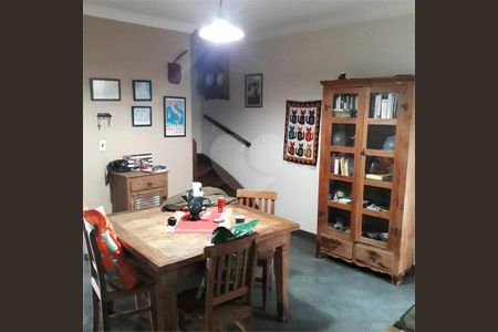 Casa à venda com 3 quartos, 250m² em Vila Romana, São Paulo